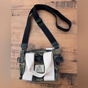 BDG by urban outfitters canvas camo bag